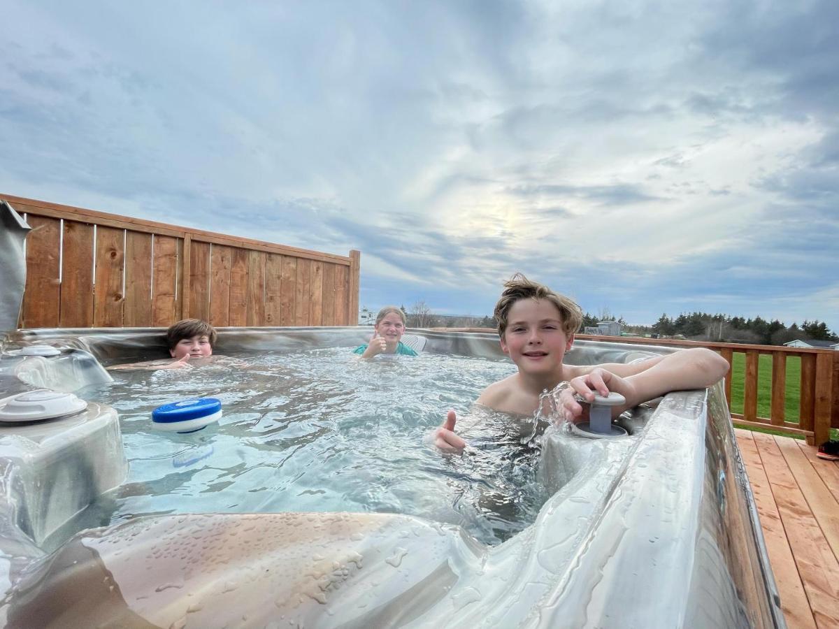 Cavendish Bosom Buddies Cottage Resort Экстерьер фото