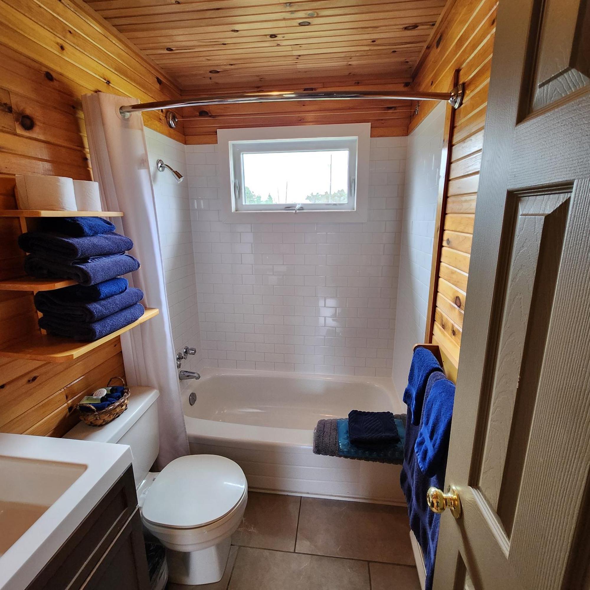 Cavendish Bosom Buddies Cottage Resort Экстерьер фото